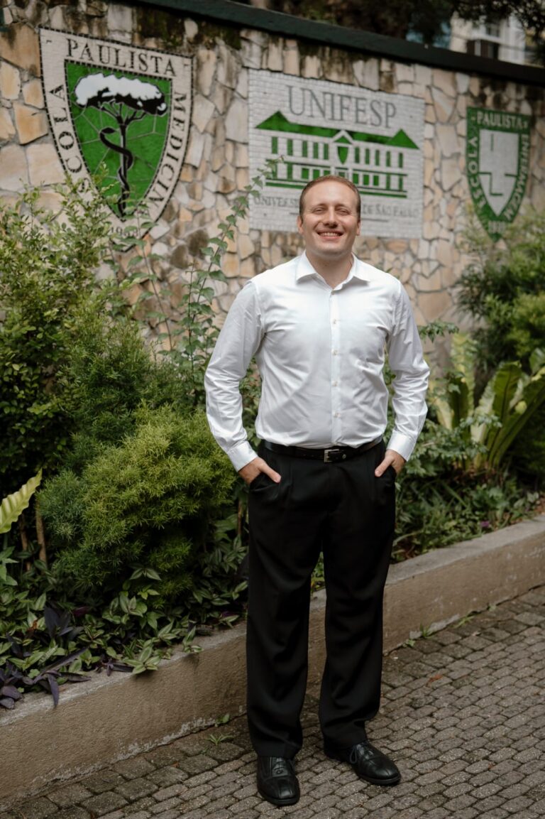 Dr. Leonardo Krybus Scarpinella Bueno, instrutor da SECLIN